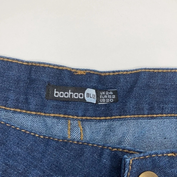 Boohoo Dark Wash Distressed Jeans Sz: 20 - Picture 5 of 7